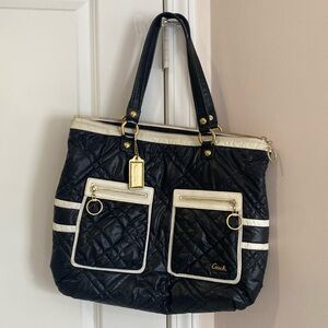 Coach Poppy Ski Bunny quilted tote bag purse